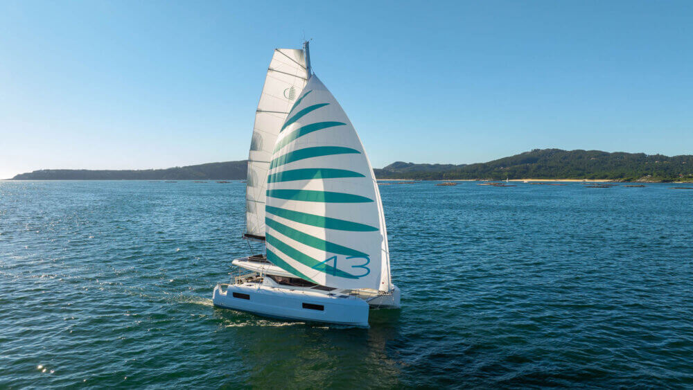 Lagoon 43